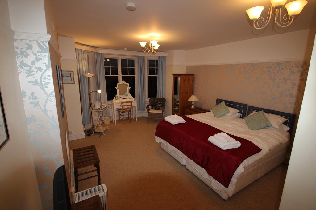 Woodlands Bed & Breakfast Barnt Green Kamer foto