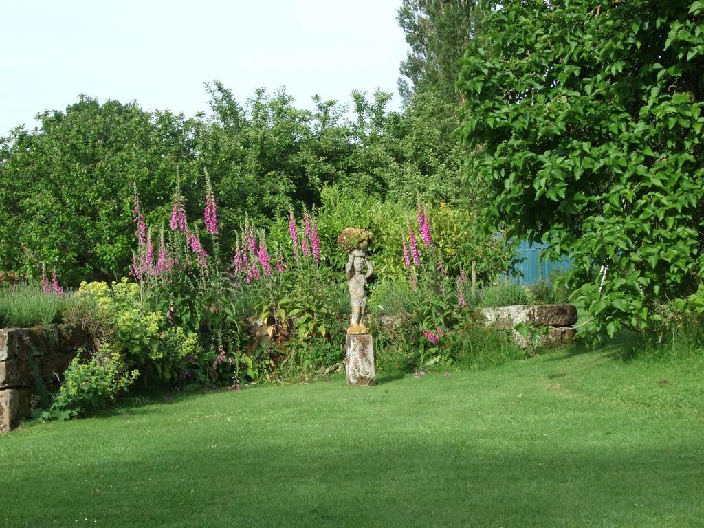 Woodlands Bed & Breakfast Barnt Green Buitenkant foto